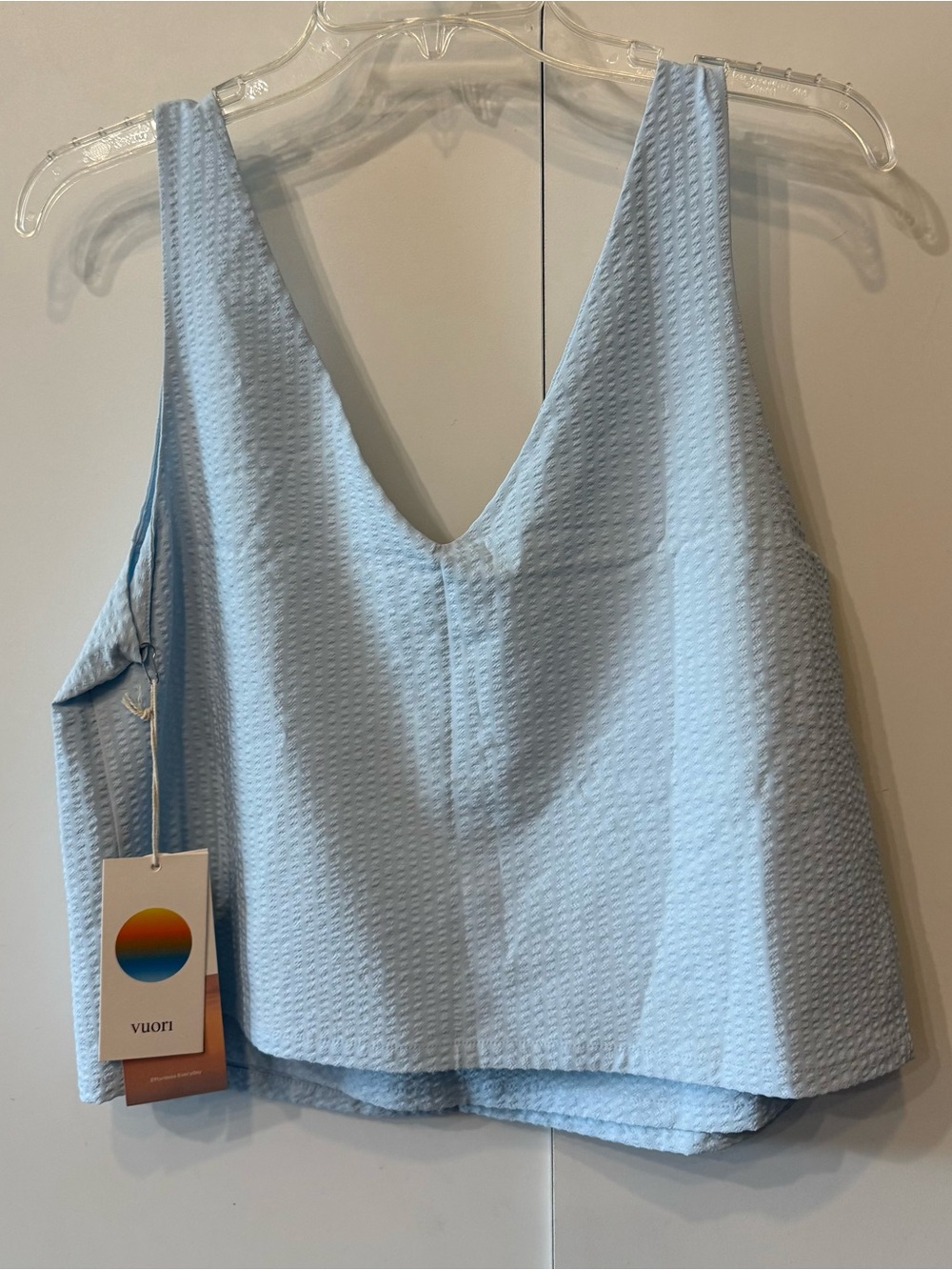 Vuori Villa Textured Cropped Tank Top - Light Blue NWT, Size M - Picture 2 of 6